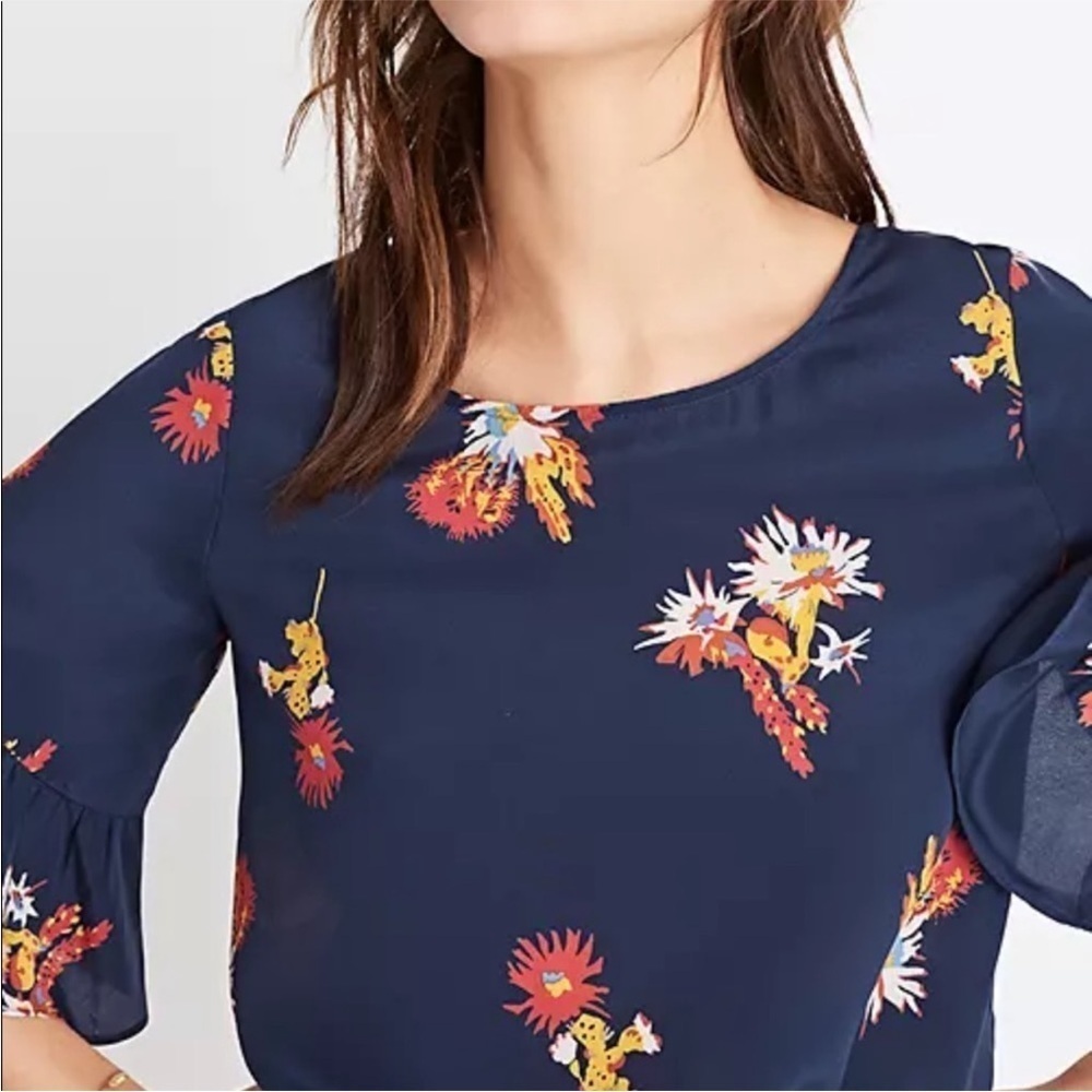 Madewell Navy 100% Silk Ruffle Sleeve Cactus Flower Print Blouse Size XS - Picture 2 of 7